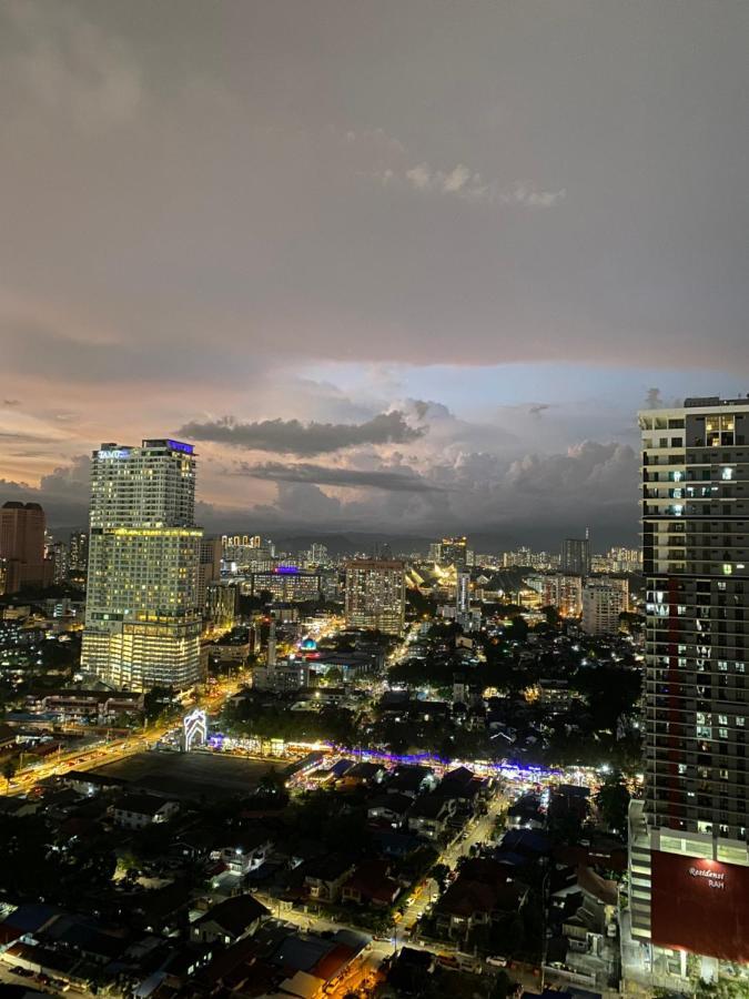 Mercu Summer Suites Klcc By Minutepointhome 쿠알라룸푸르 외부 사진