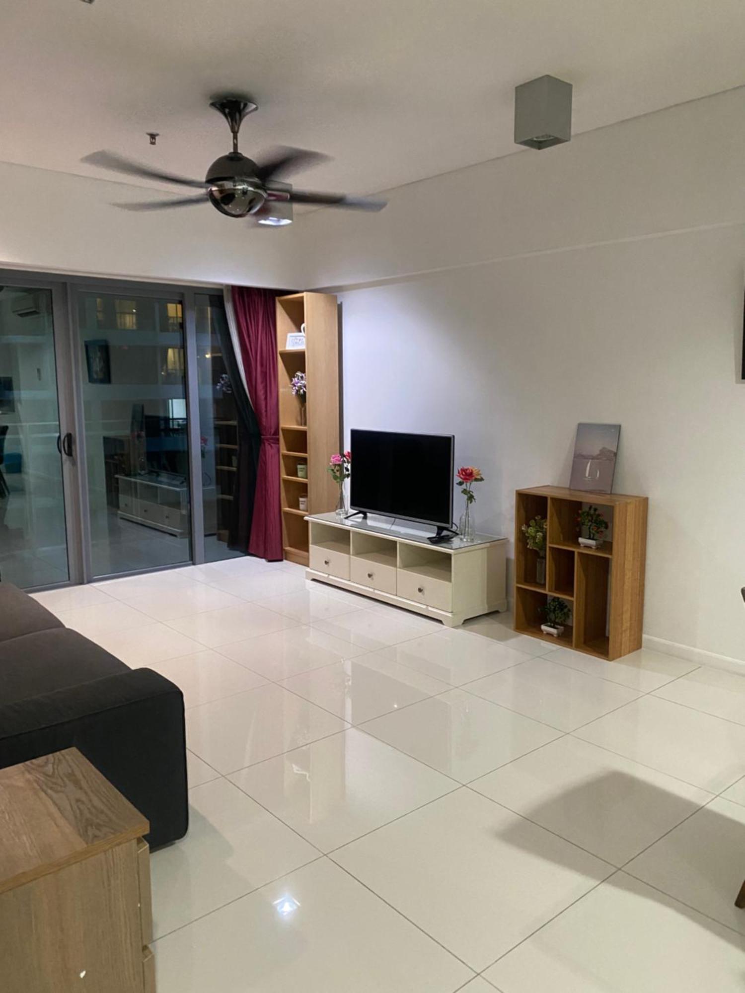 Mercu Summer Suites Klcc By Minutepointhome 쿠알라룸푸르 외부 사진